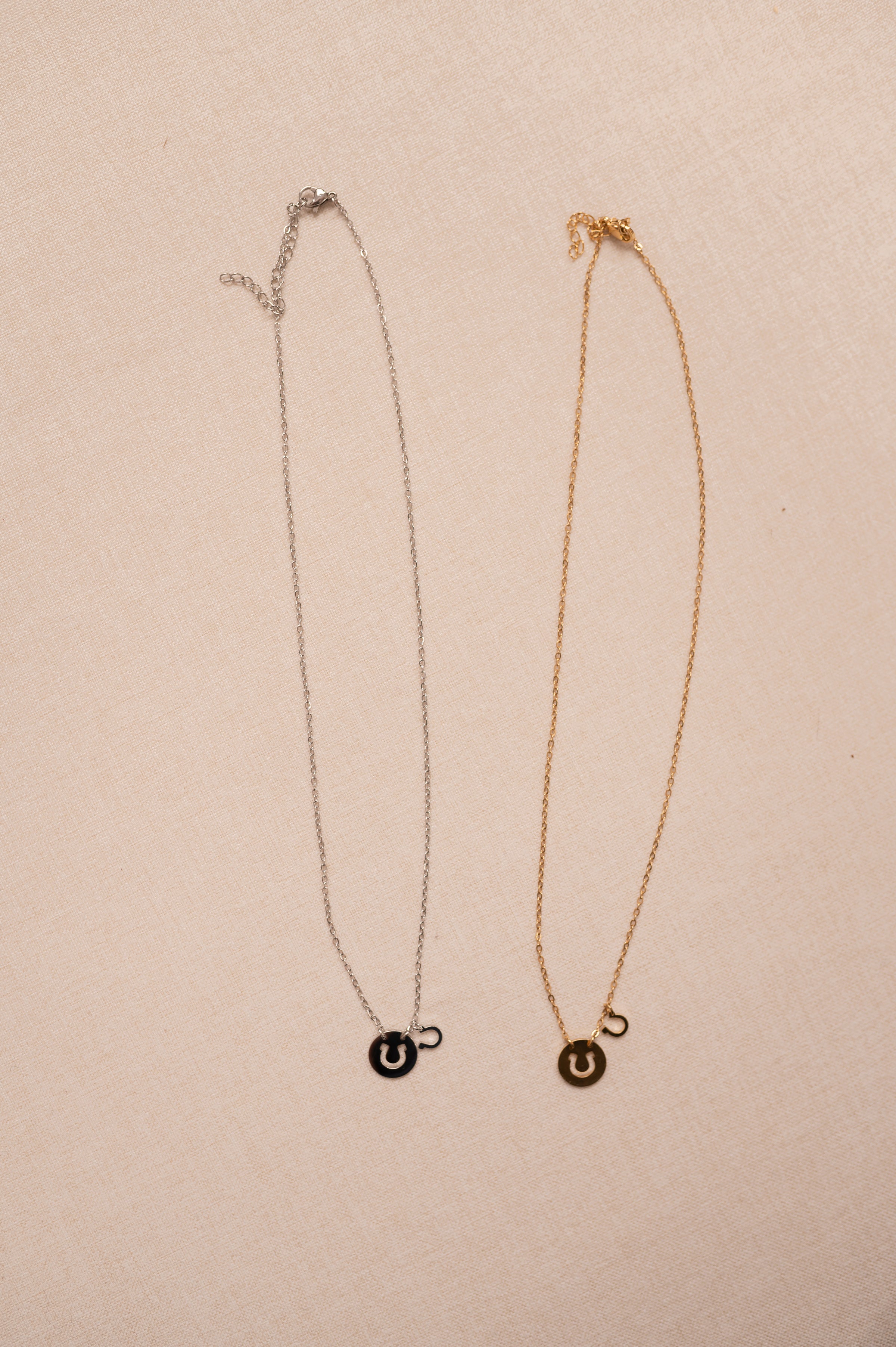 ミュージシャン MACARONI WESTERNS HORSE SHOE NECKLACE ミュージシャン MACARONI WESTERNS HORSE SHOE NECKLACE Horseshoe